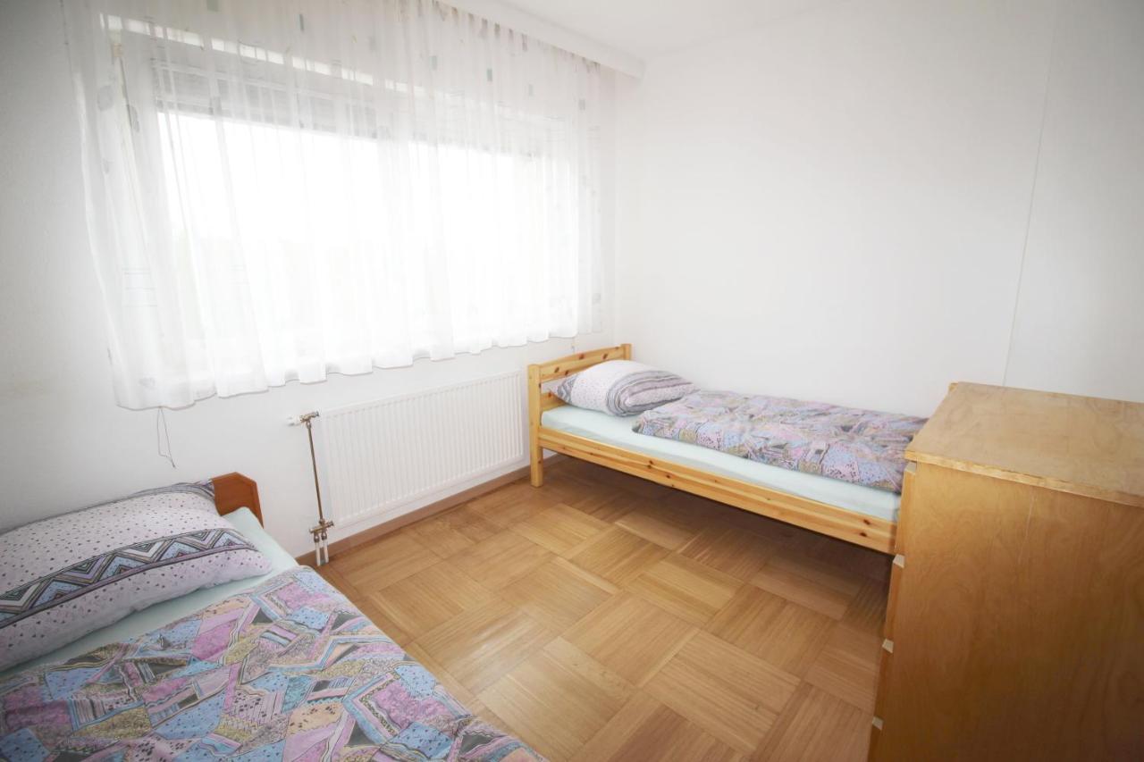 Geraeumige Ferienwohnung Im Zentrum Sankt Poelten Exterior photo